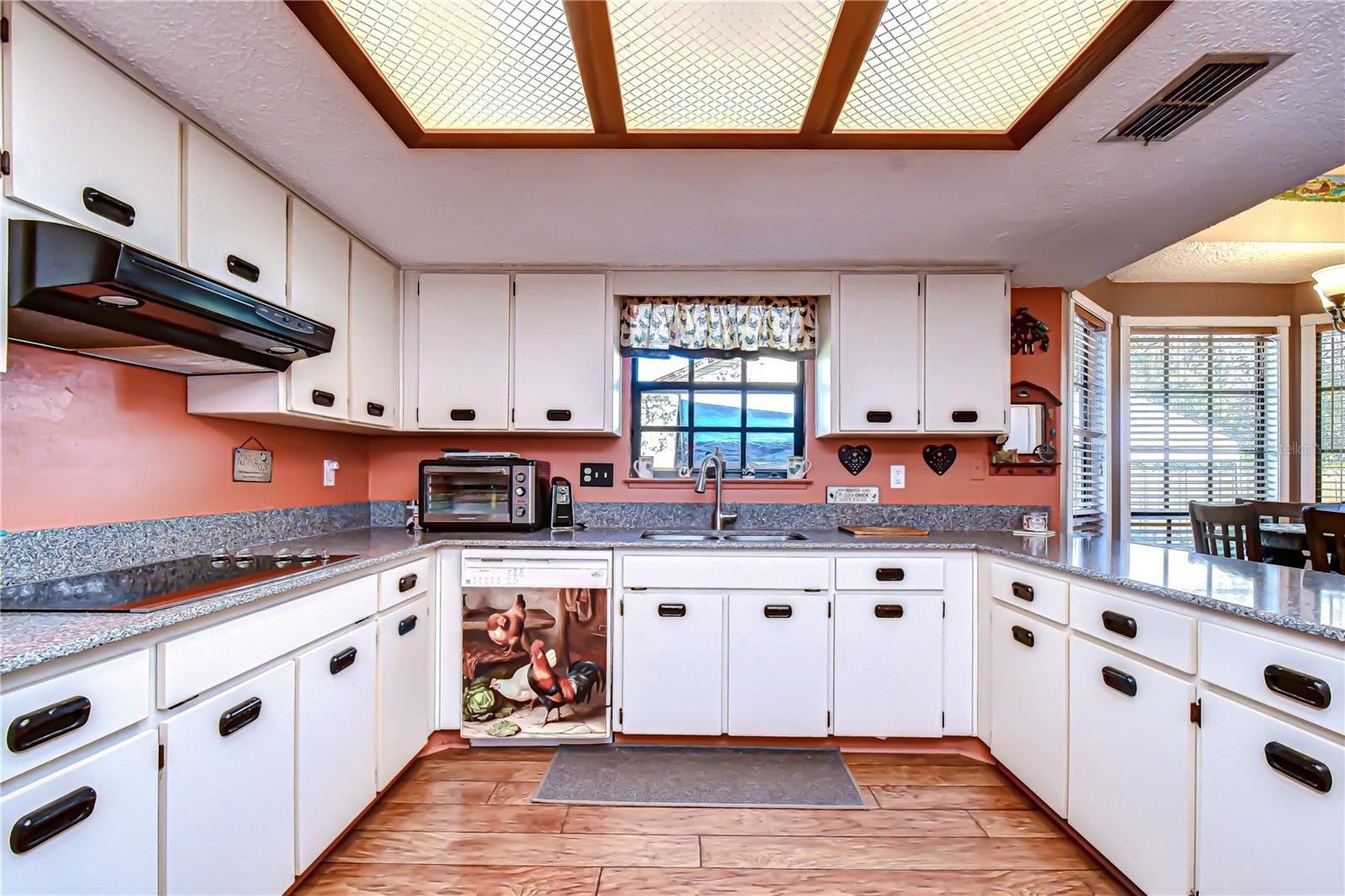 ZEPHYRHILLS COLONY CO - Residential