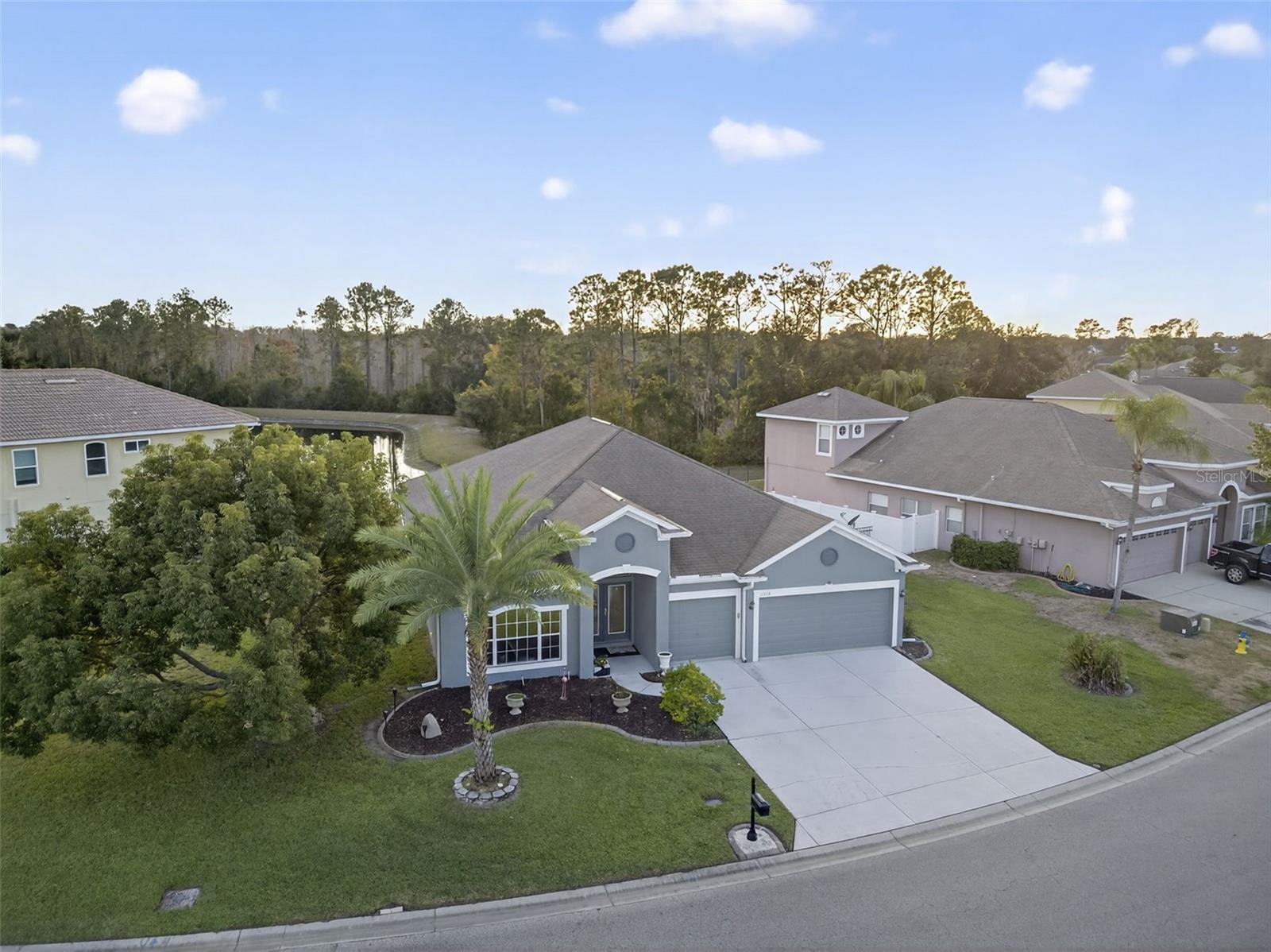 WATERS EDGE - Residential