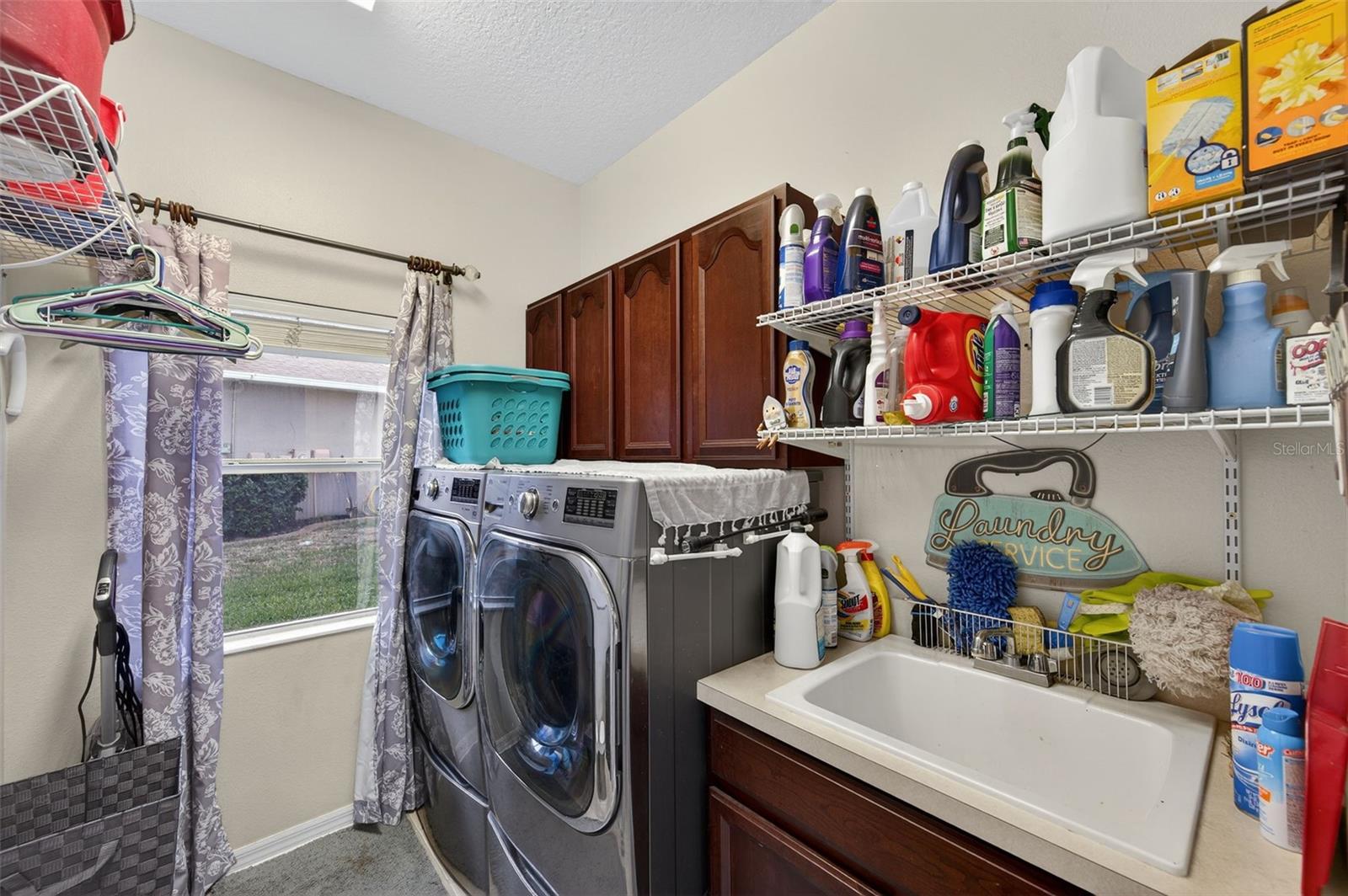 WATERS EDGE - Residential