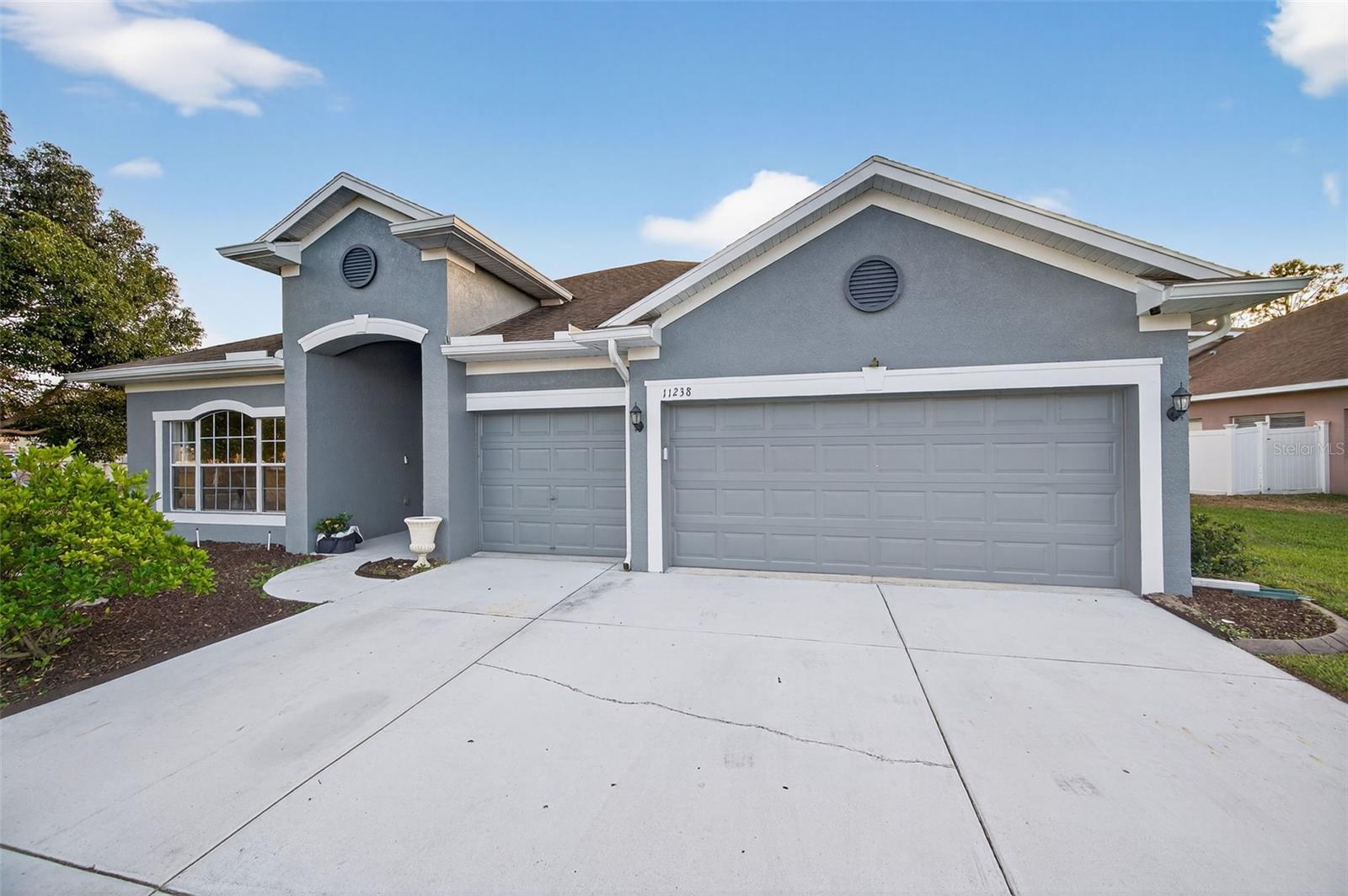 WATERS EDGE - Residential