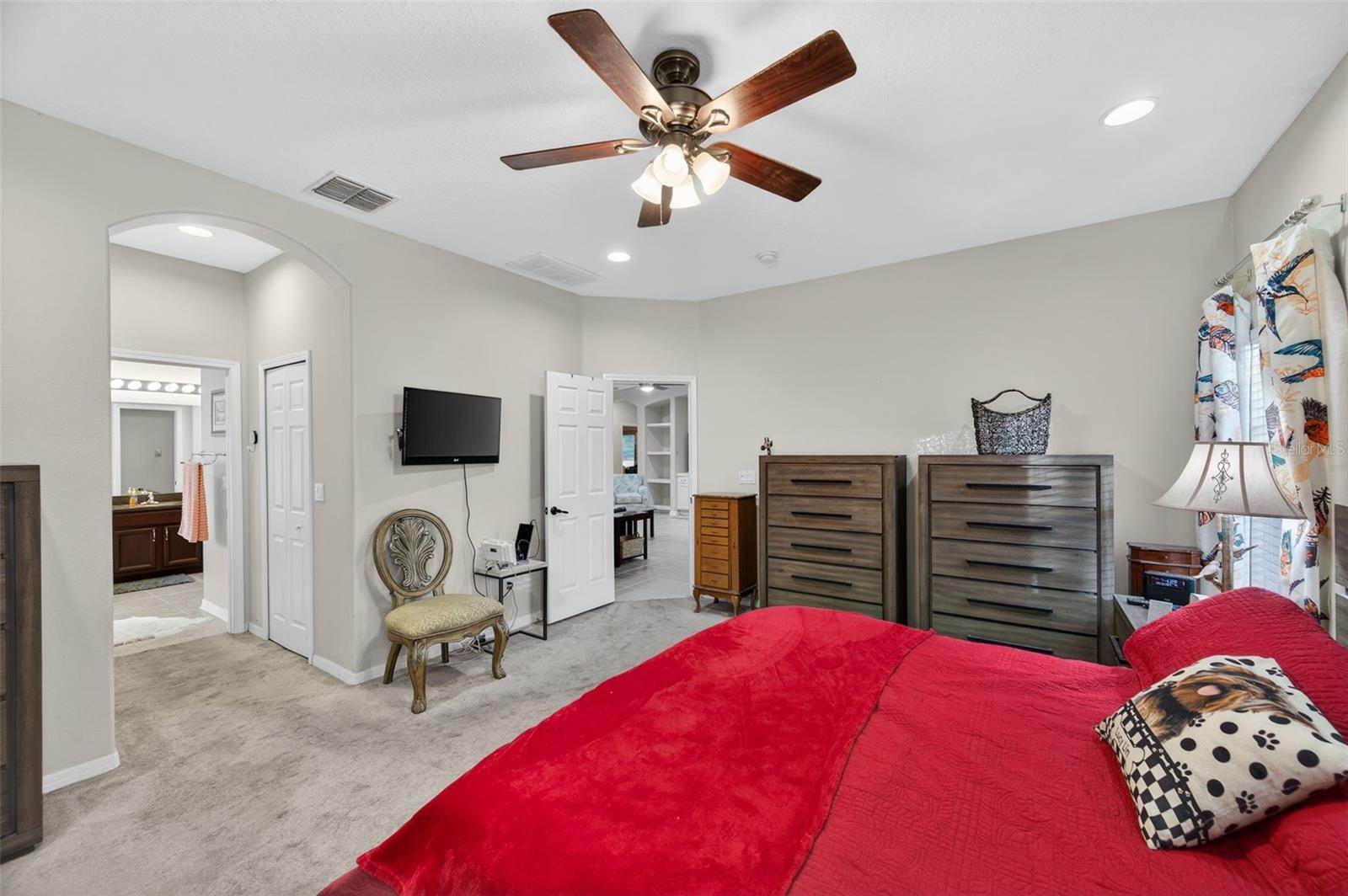 WATERS EDGE - Residential