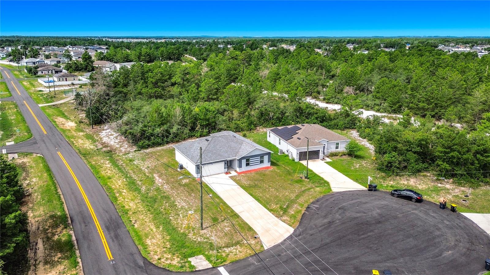 106 OAK CIRCLE