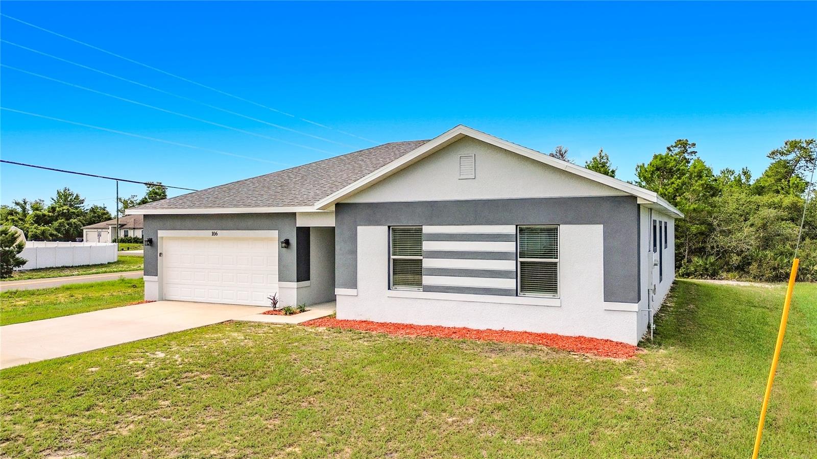 106 OAK CIRCLE