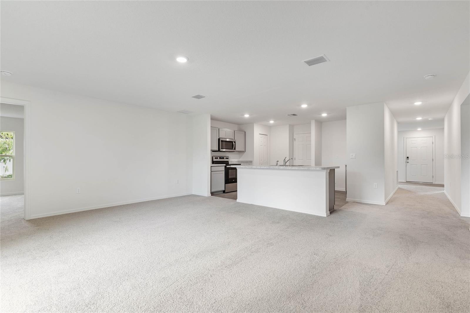 PALM COAST SEC 32 - Residential Lease