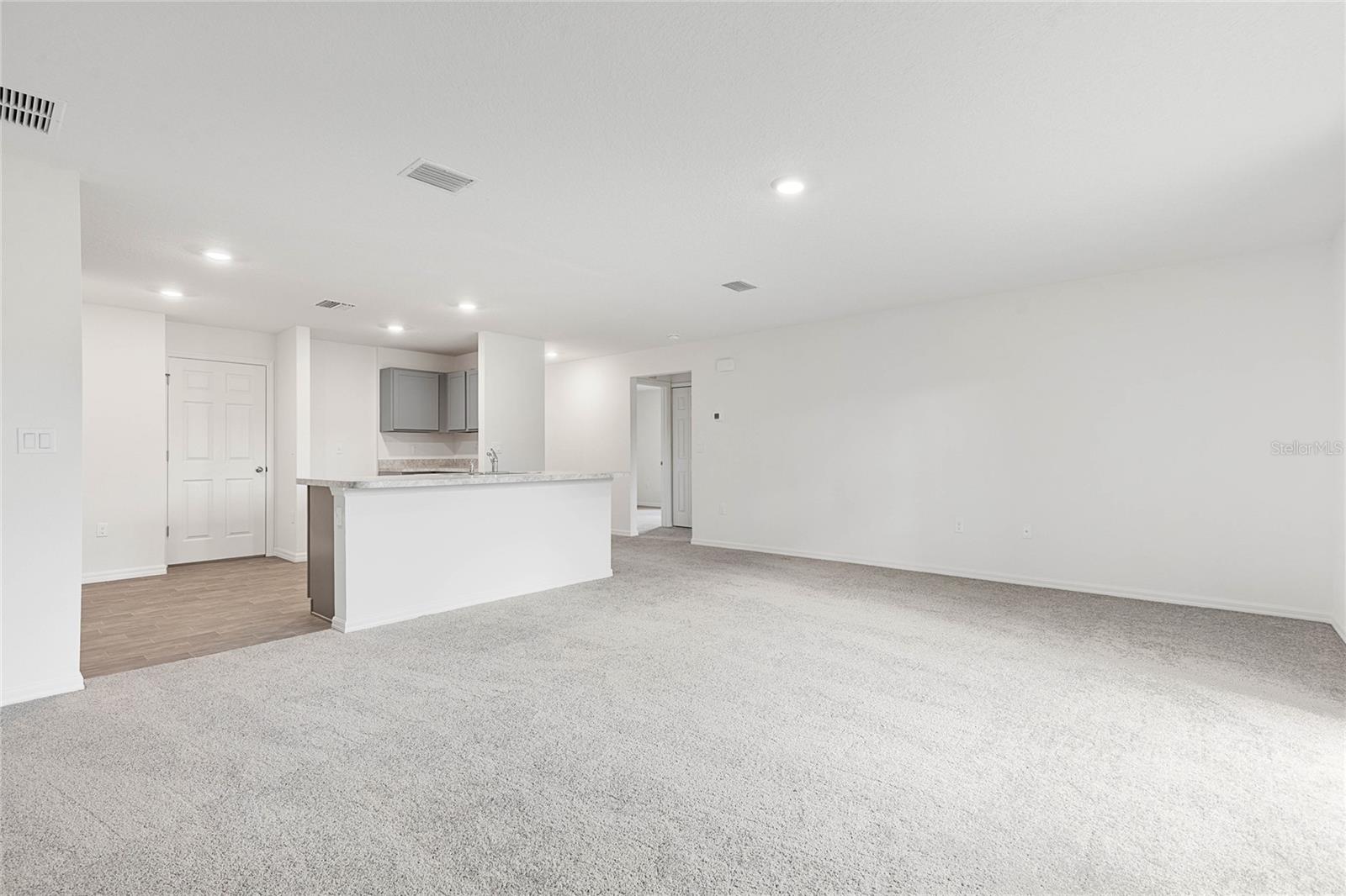 PALM COAST SEC 32 - Residential Lease