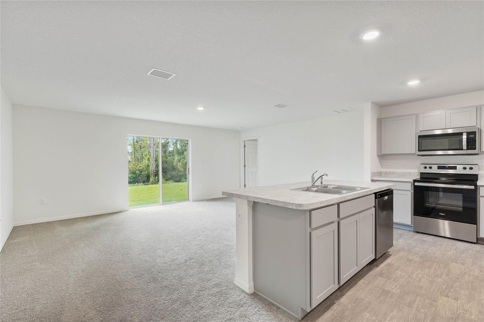 PALM COAST SEC 32 - Residential Lease