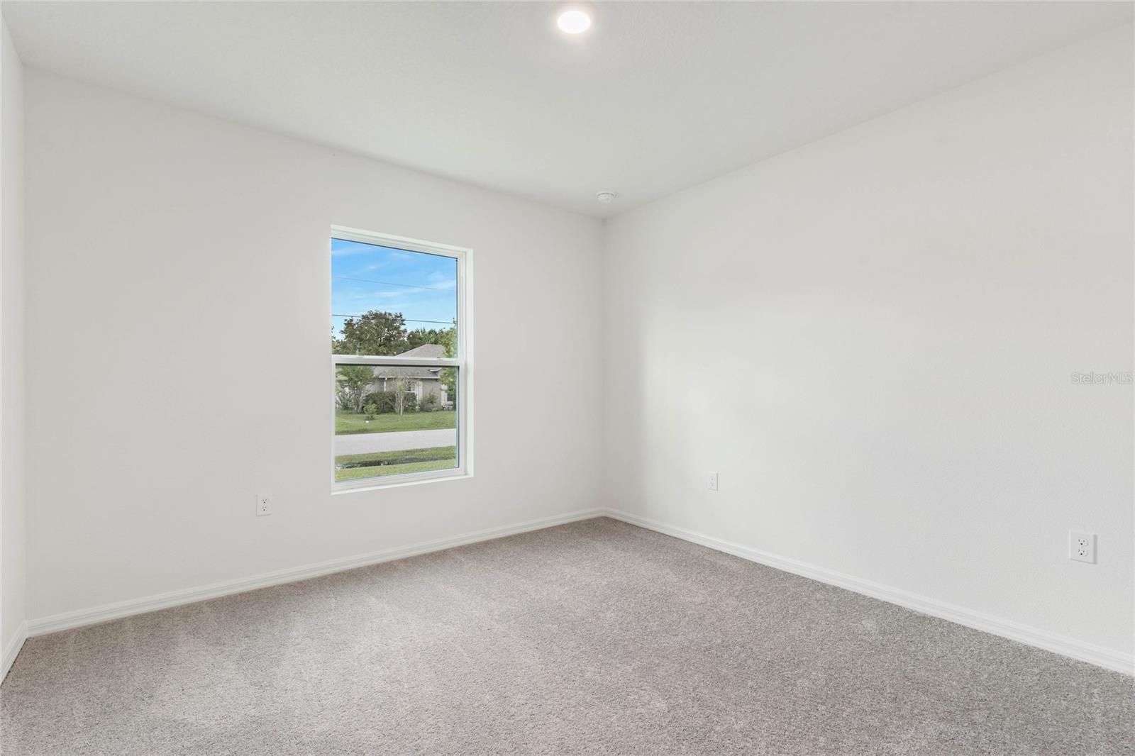 PALM COAST SEC 32 - Residential Lease