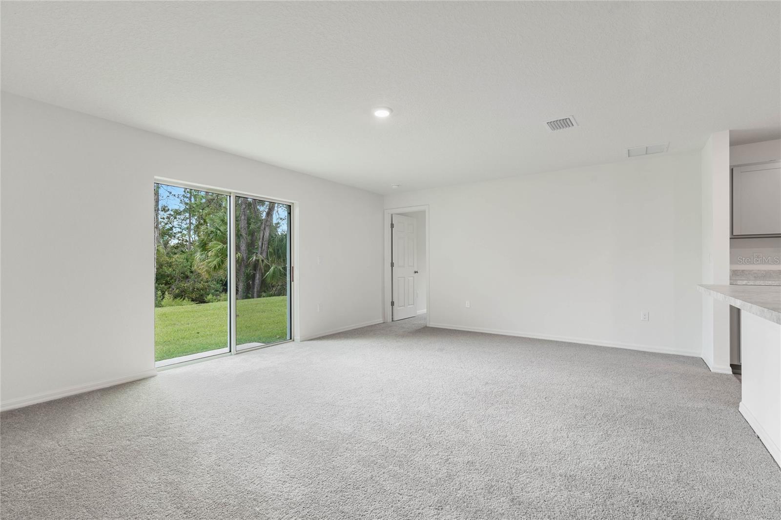 PALM COAST SEC 32 - Residential Lease