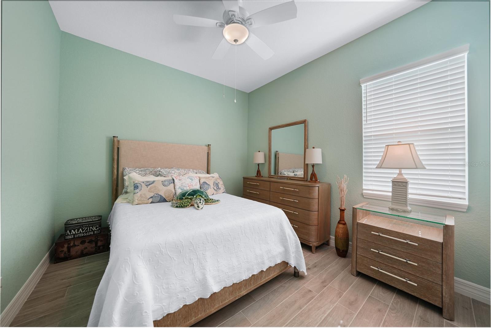 ROTONDA LAKES - Residential