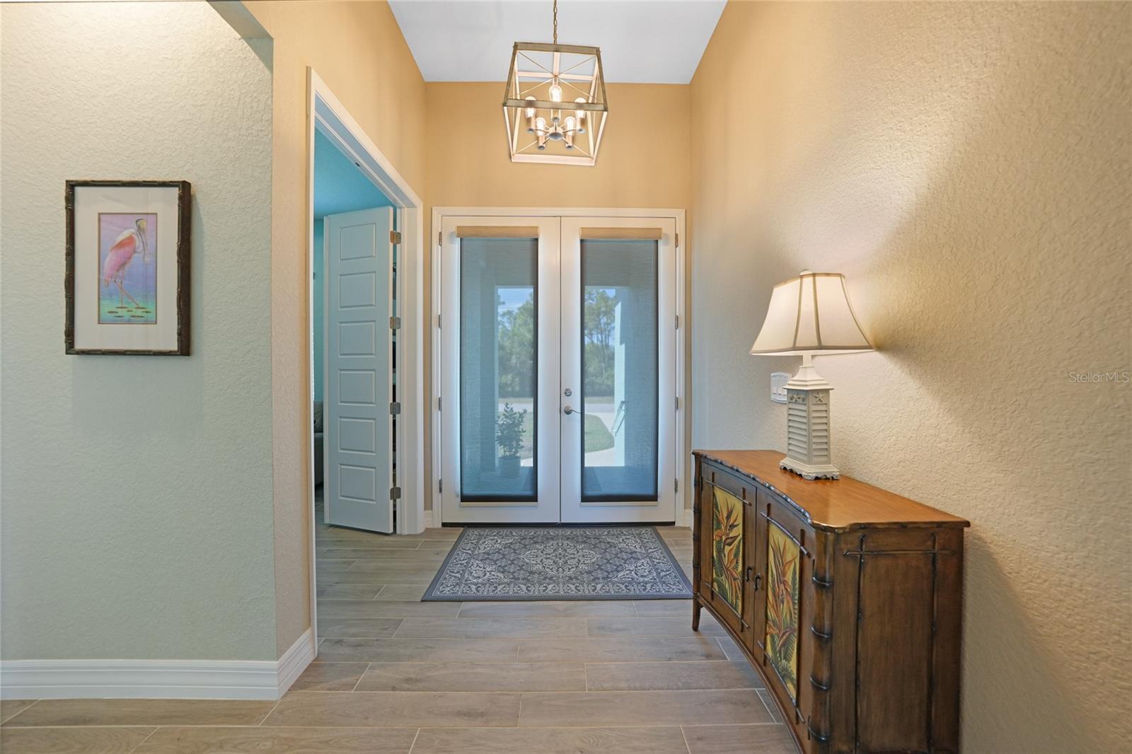 ROTONDA LAKES - Residential