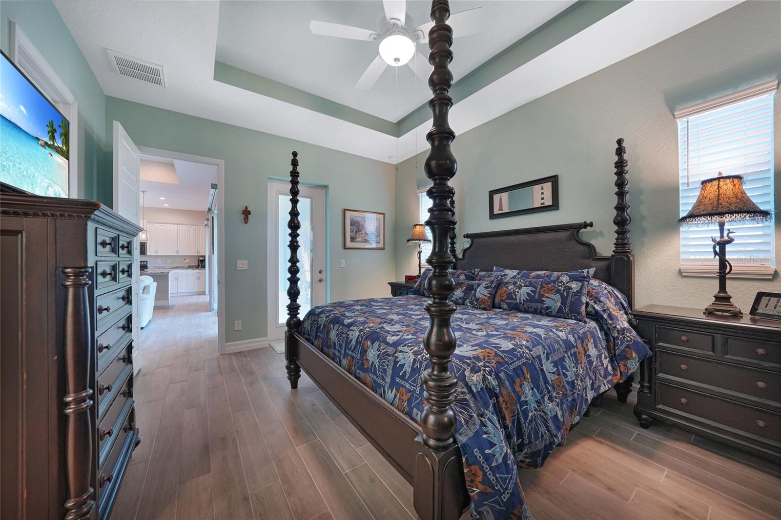 ROTONDA LAKES - Residential