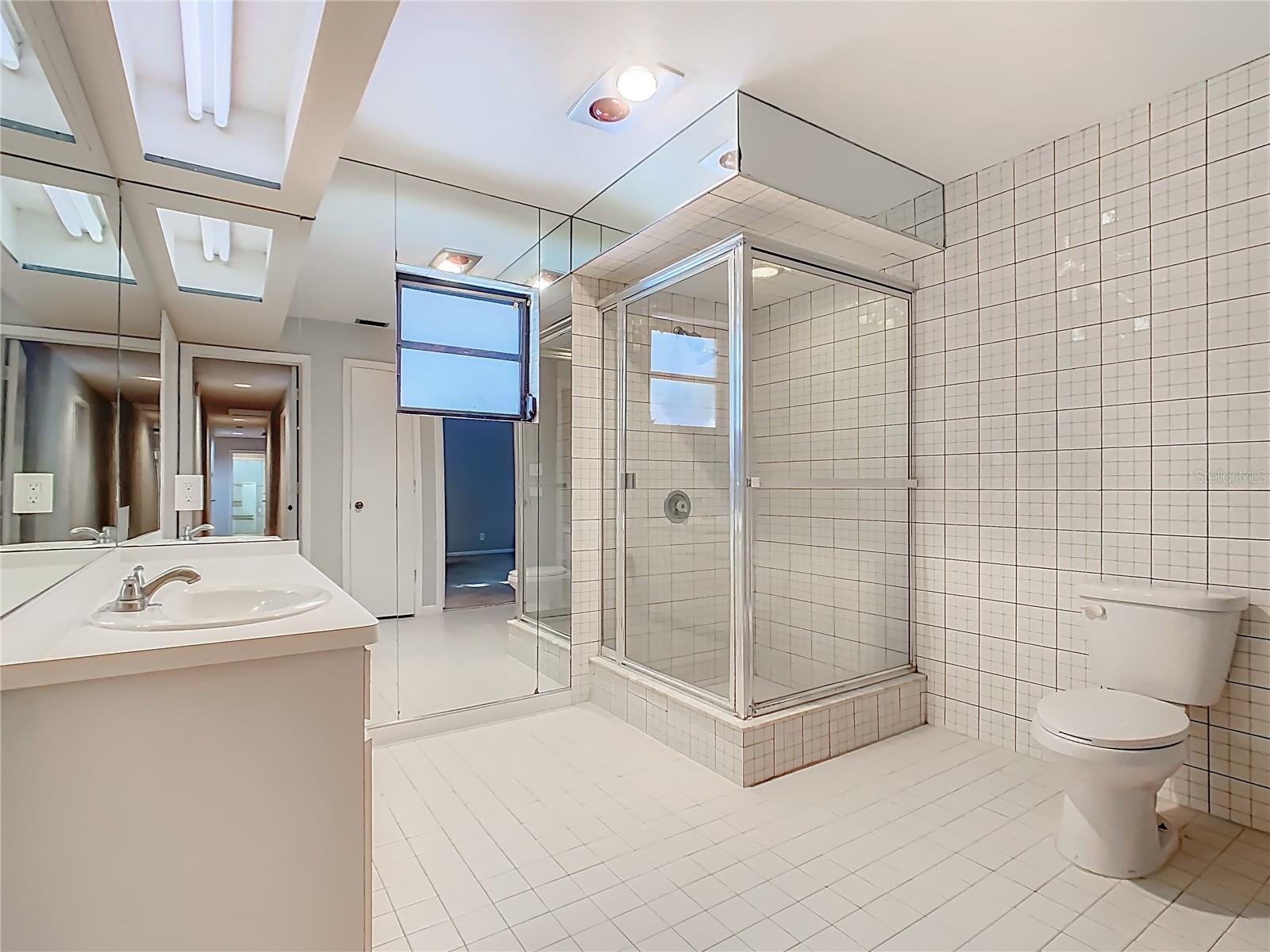 WESTLAKE VILLAGE - Residential