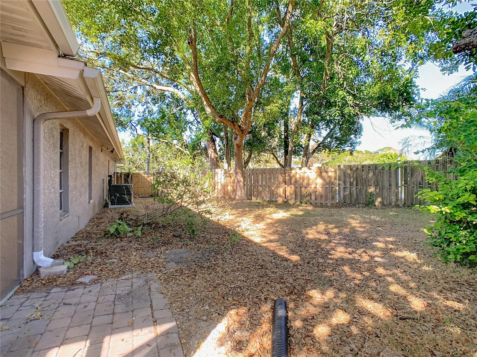 WESTLAKE VILLAGE - Residential