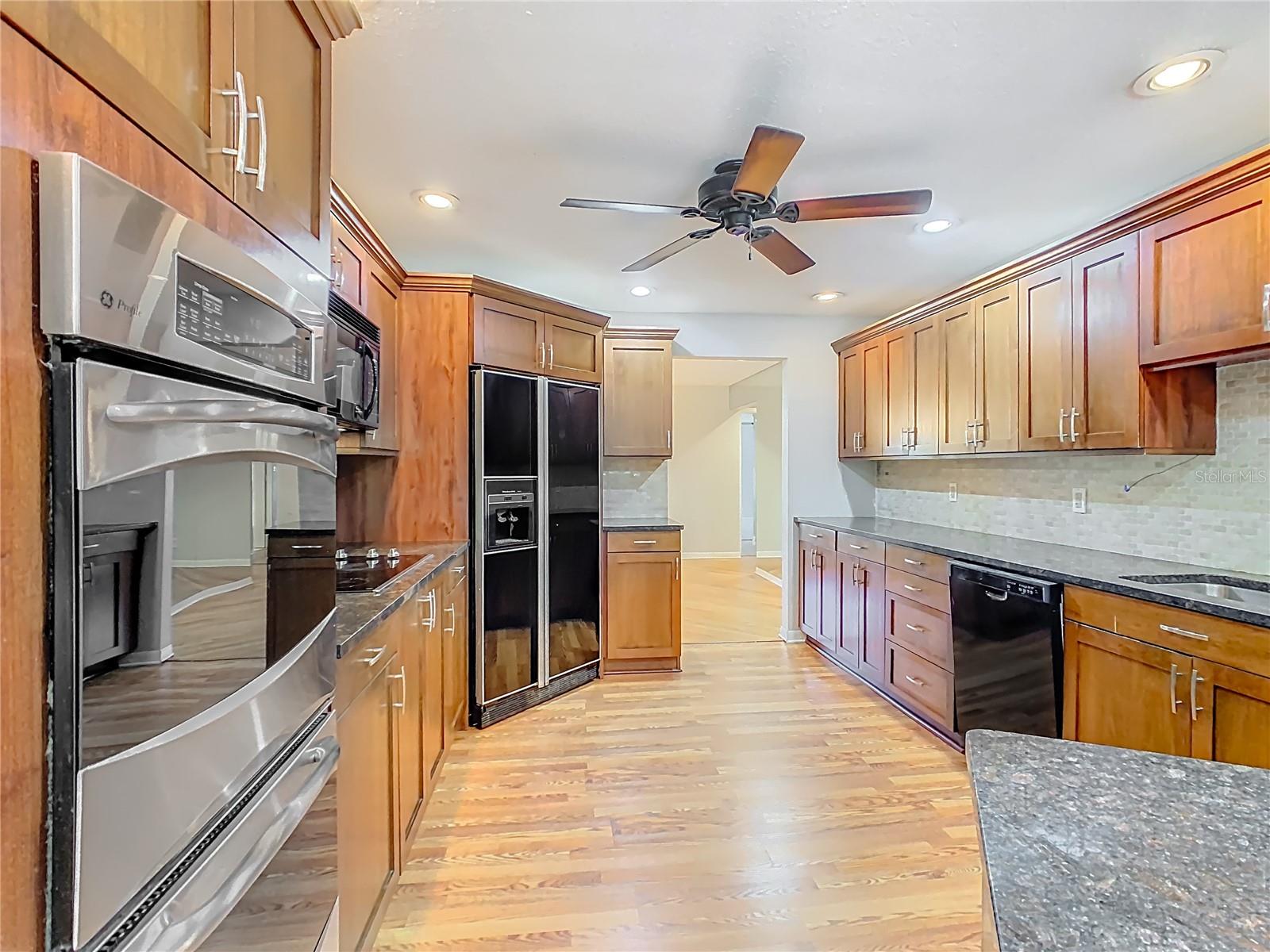 WESTLAKE VILLAGE - Residential