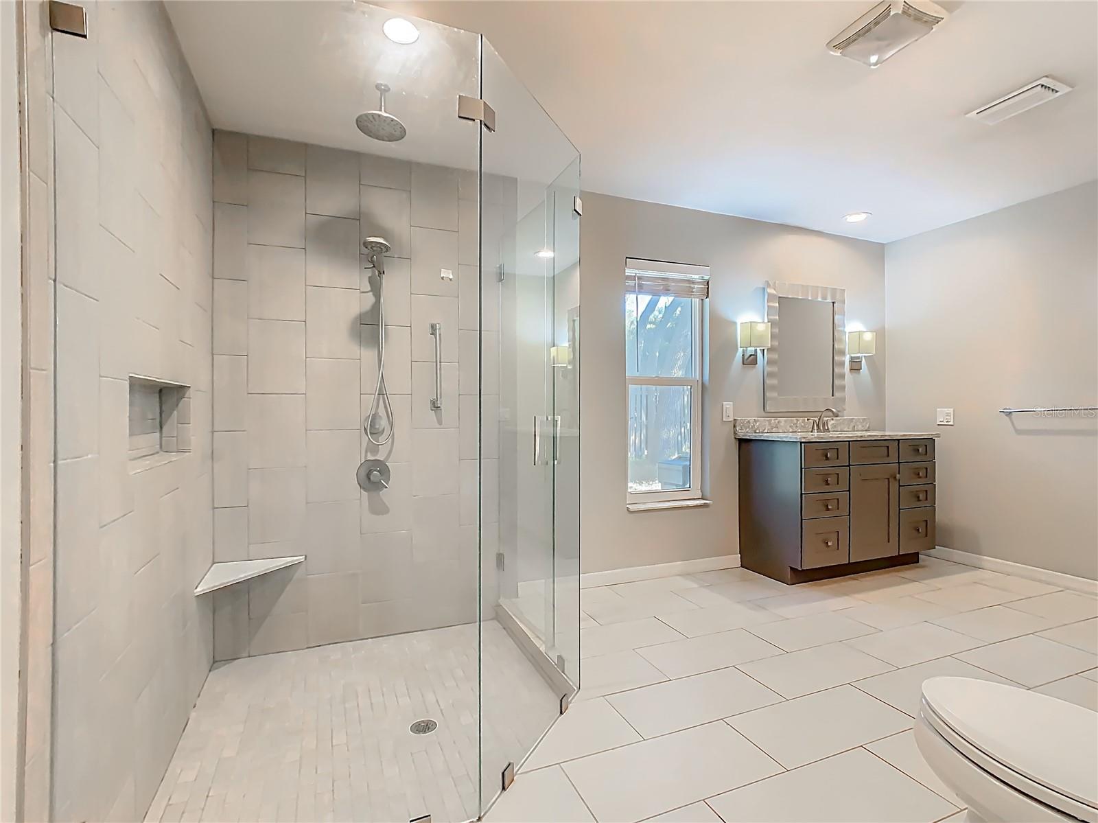 WESTLAKE VILLAGE - Residential