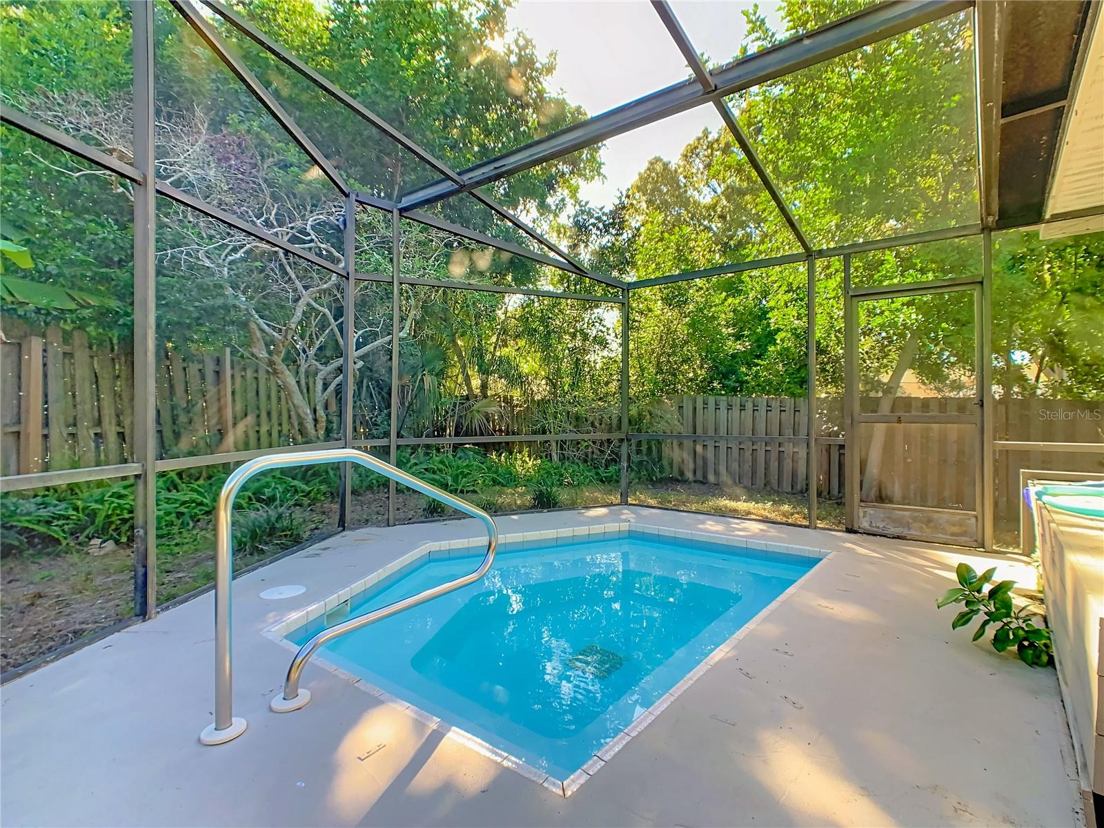 WESTLAKE VILLAGE - Residential