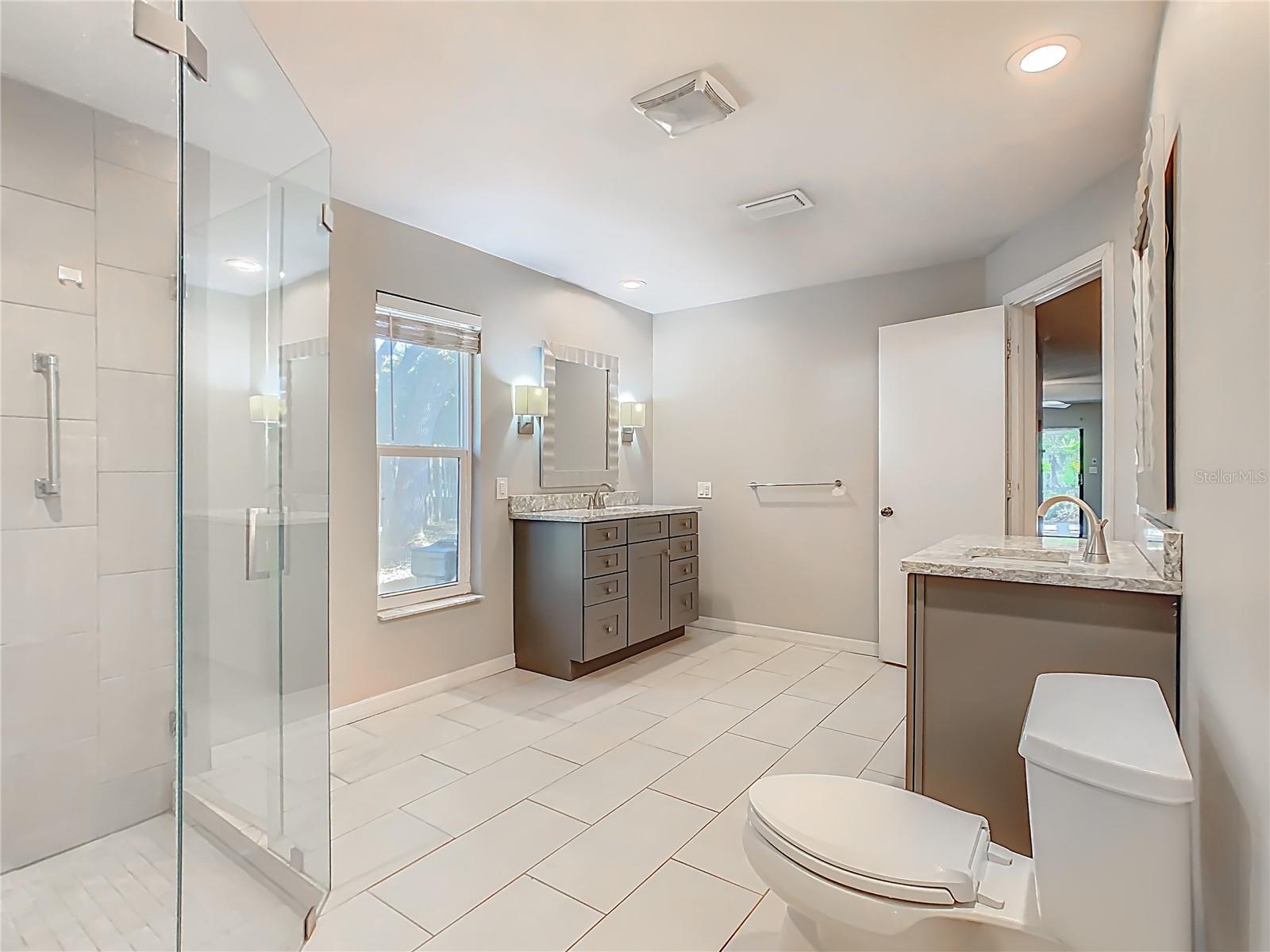 WESTLAKE VILLAGE - Residential