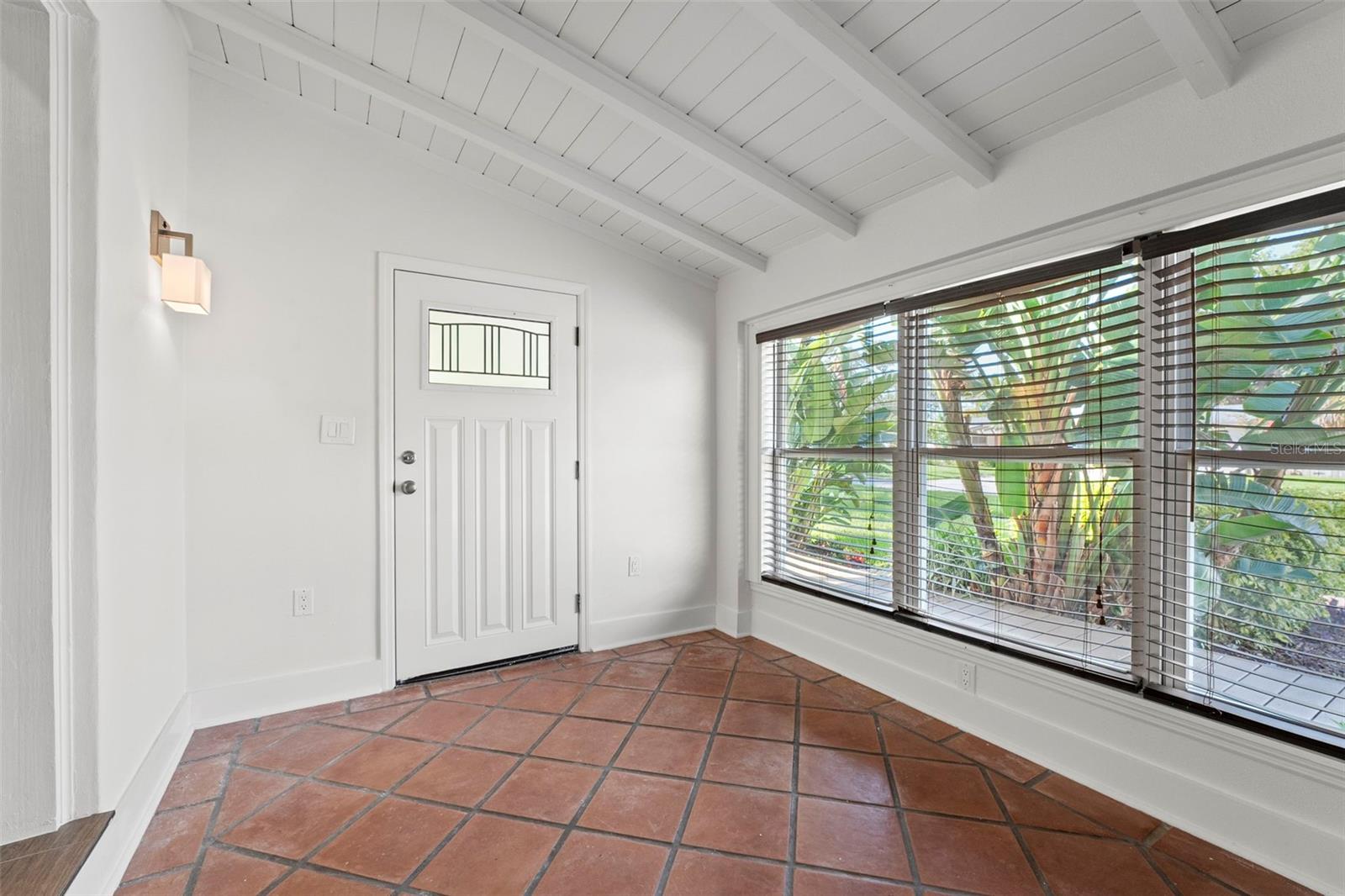 605 BOSPHOROUS AVENUE