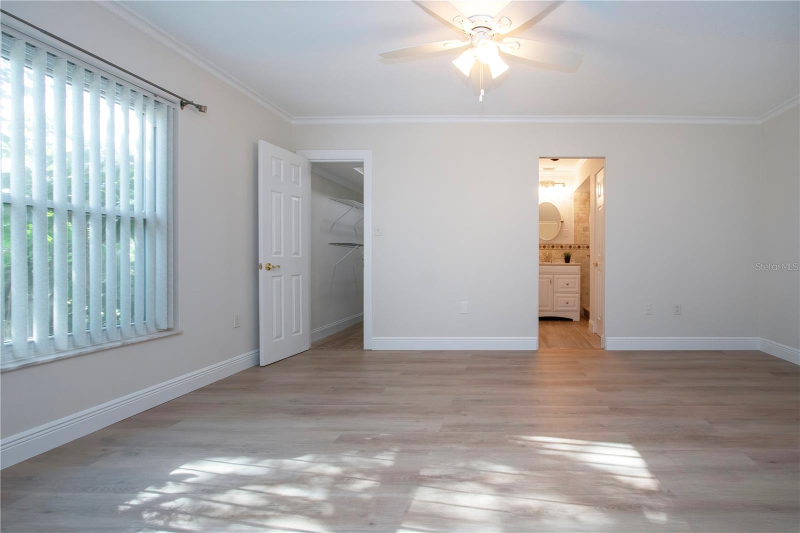 LAS CASAS CONDO - Residential