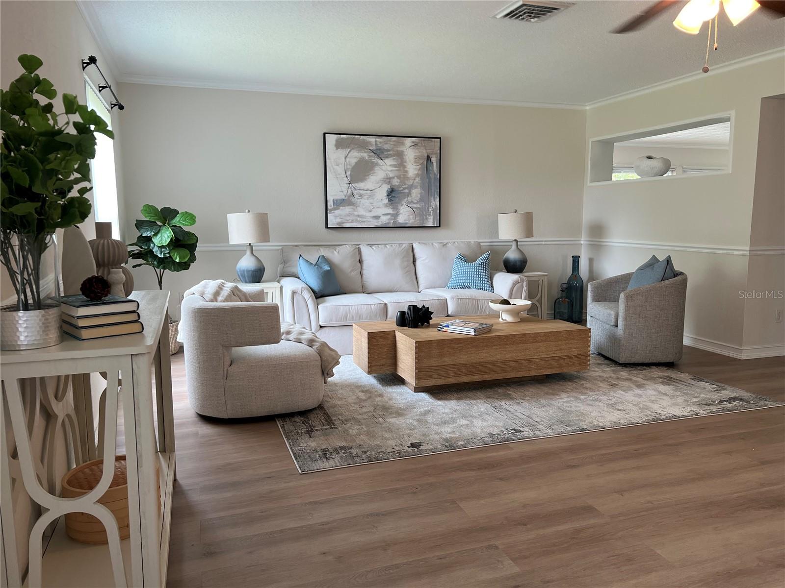 LAS CASAS CONDO - Residential