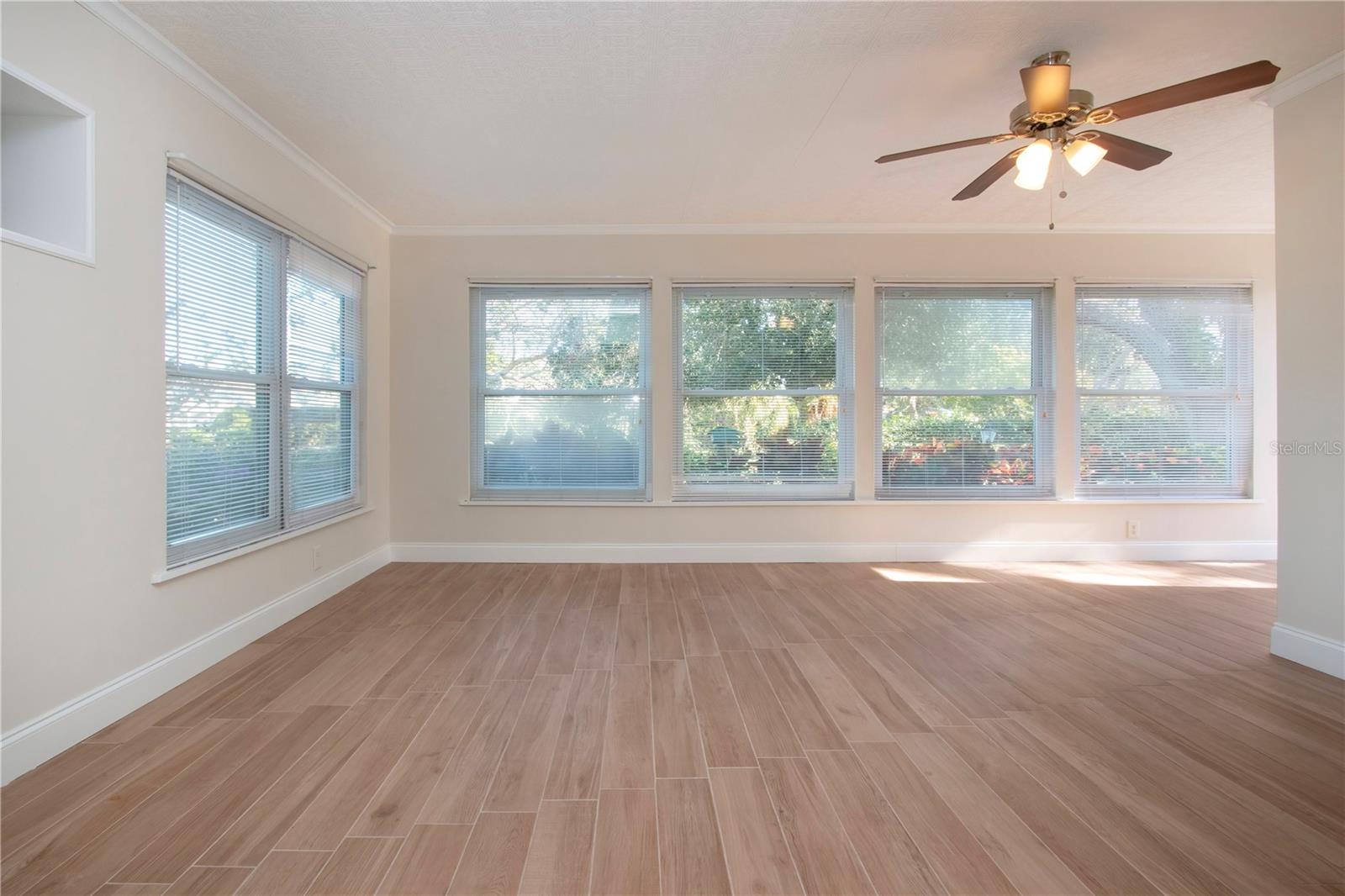 LAS CASAS CONDO - Residential