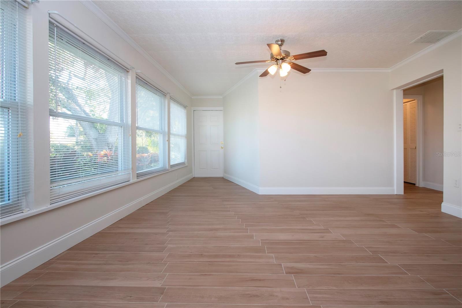 LAS CASAS CONDO - Residential