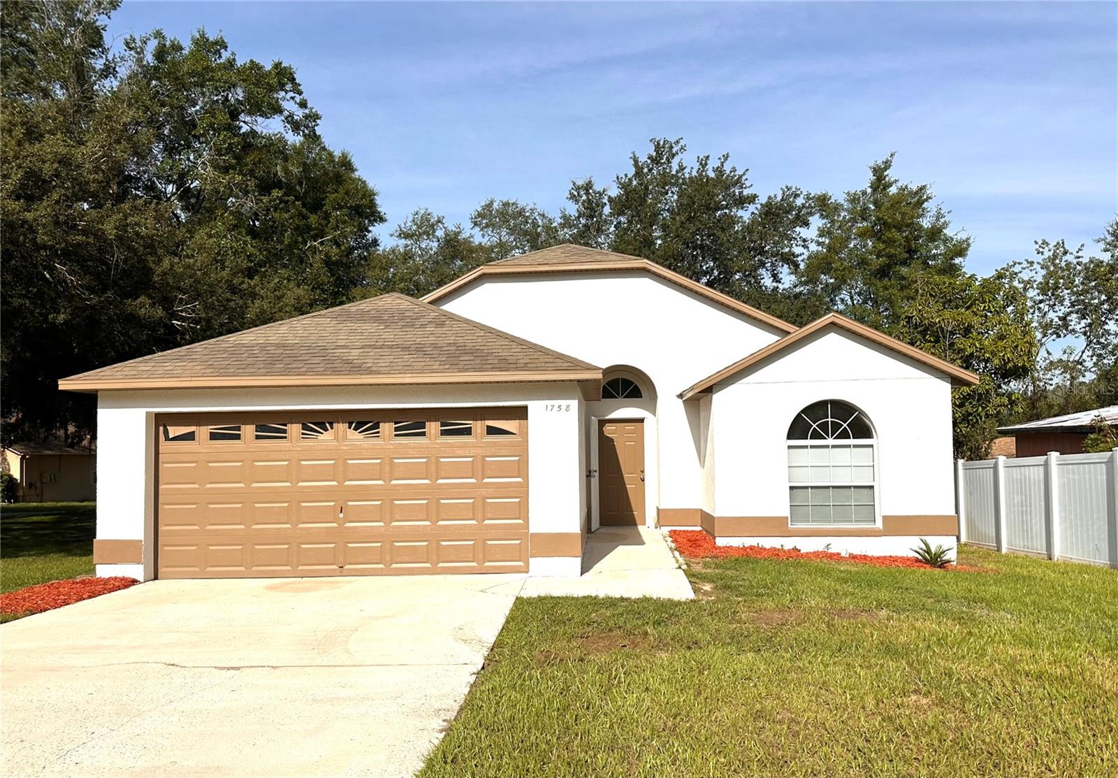 Welcome to your new home in Apopka, Florida. This charming updated single-family home features 4 bedrooms and 2 bathrooms. This Home offers a newer AC, a new kitchen, new countertops, stainless-steel appliances, and new bathrooms. No HOA. Close to shopping centers, schools, and dining options. Easy access to major highways, 20 minutes to downtown Orlando, and the surrounding areas. All measurements are estimated; the Buyers and Buyers’ Agents are responsible for verifying all room measurements. Don't miss out on this incredible opportunity! Call today to set up your showing tour!