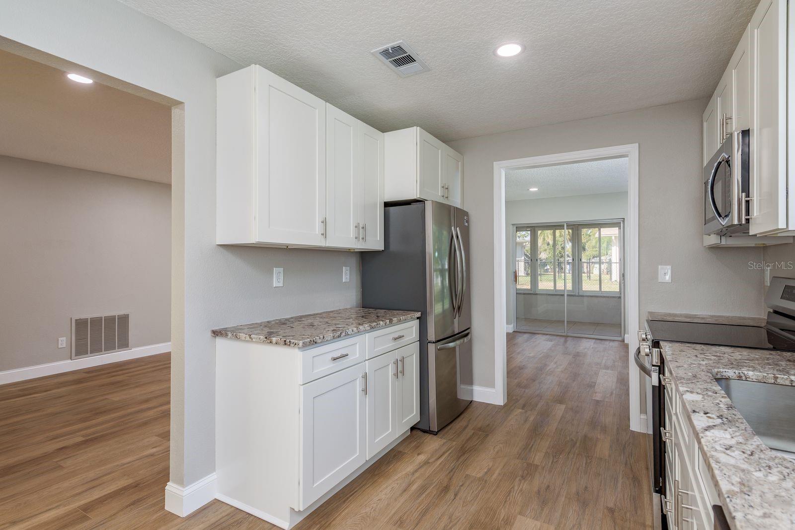 SAN CLEMENTE VILLAGE - Residential