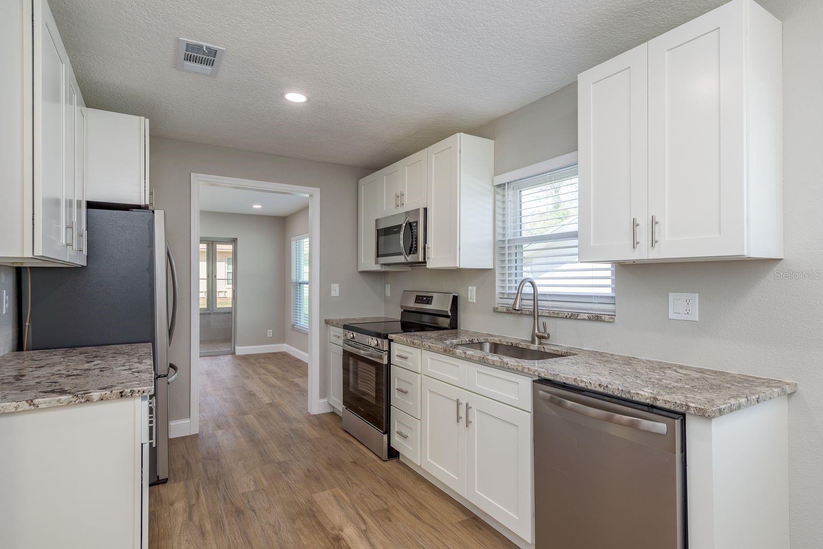 SAN CLEMENTE VILLAGE - Residential