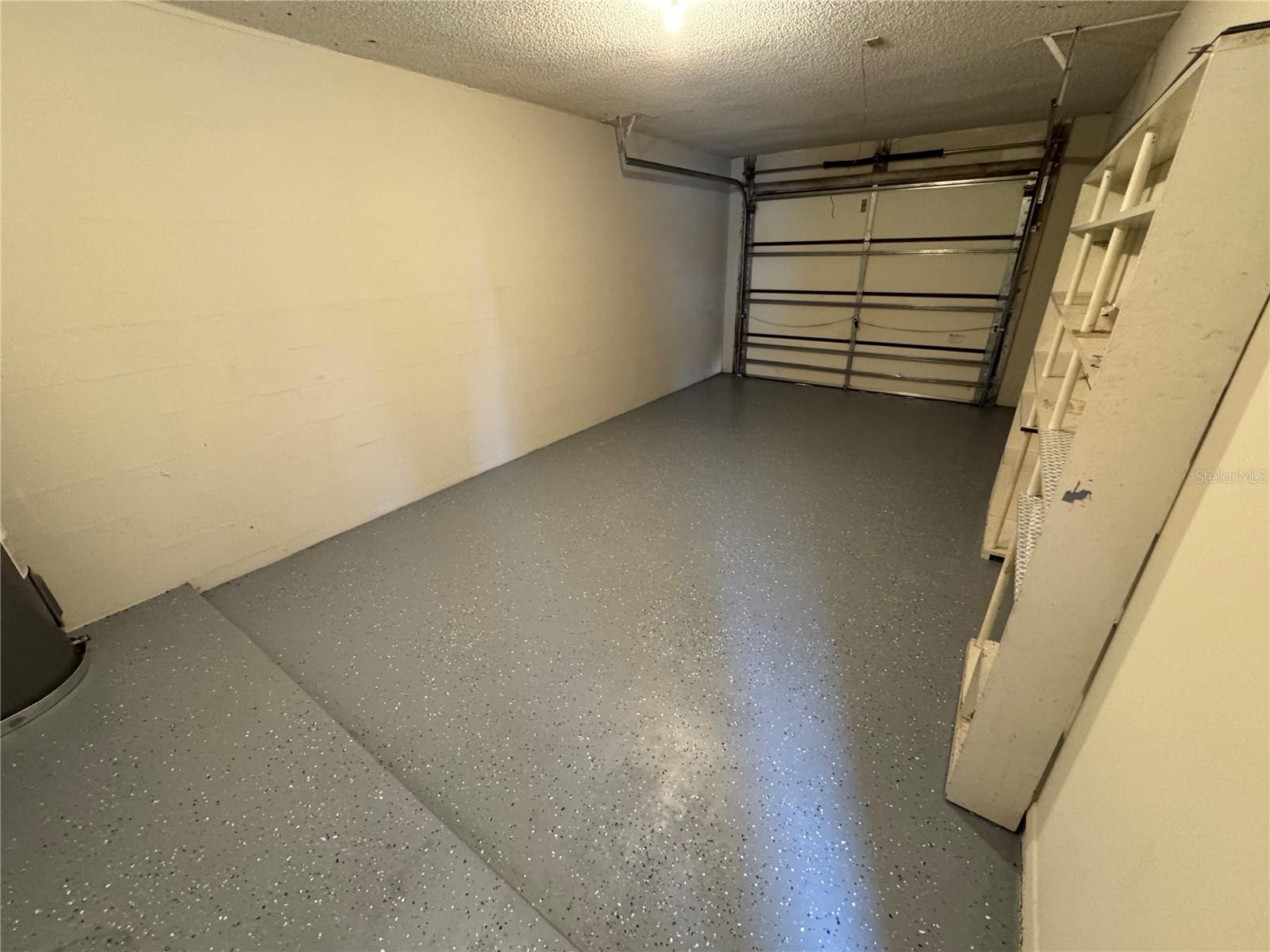 VENICE GARDENS - Residential Lease