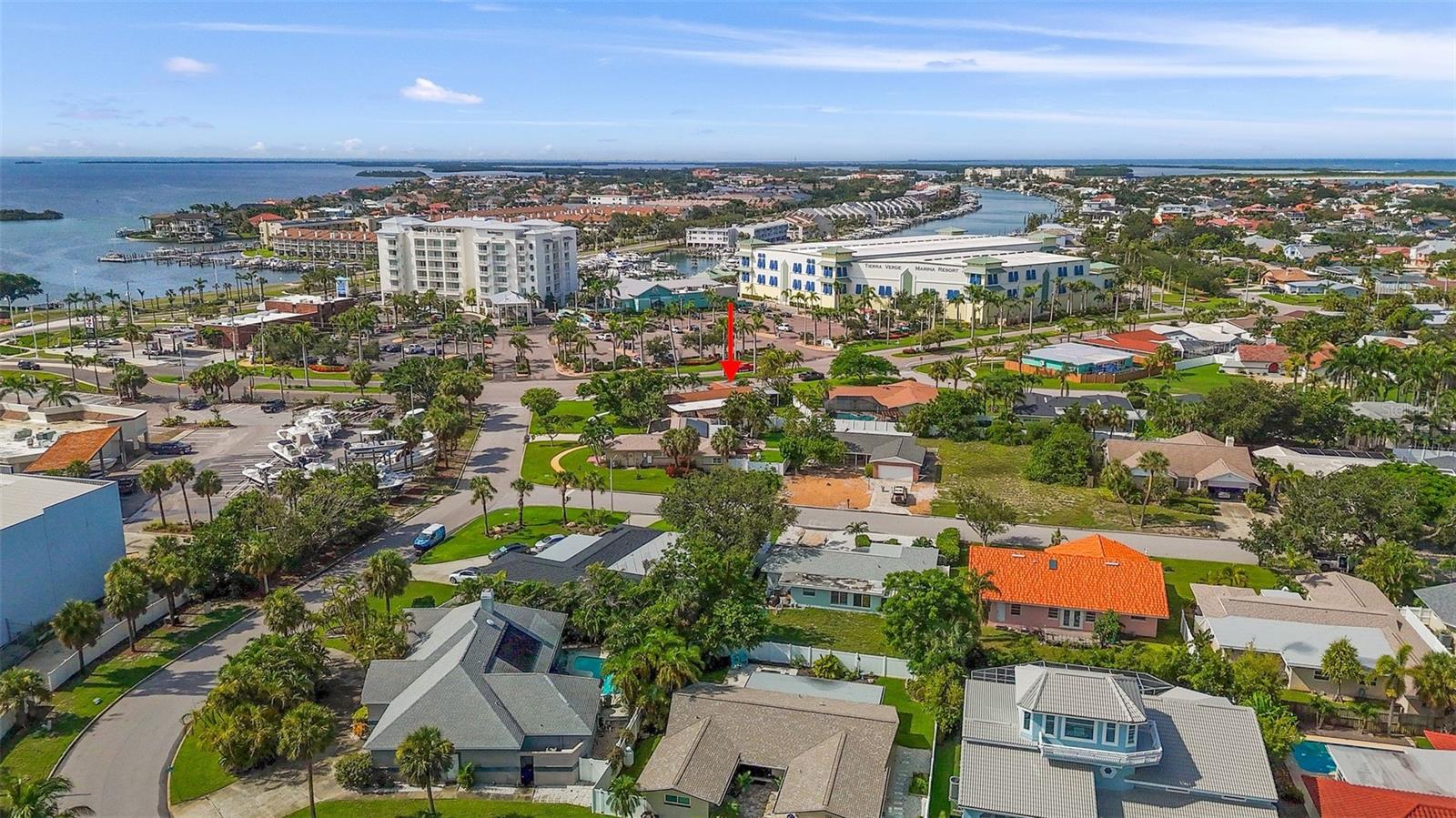 TIERRA VERDE - Residential