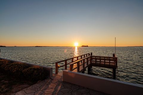 2240 HARBOR VIEW DRIVE DUNEDIN FL 34698