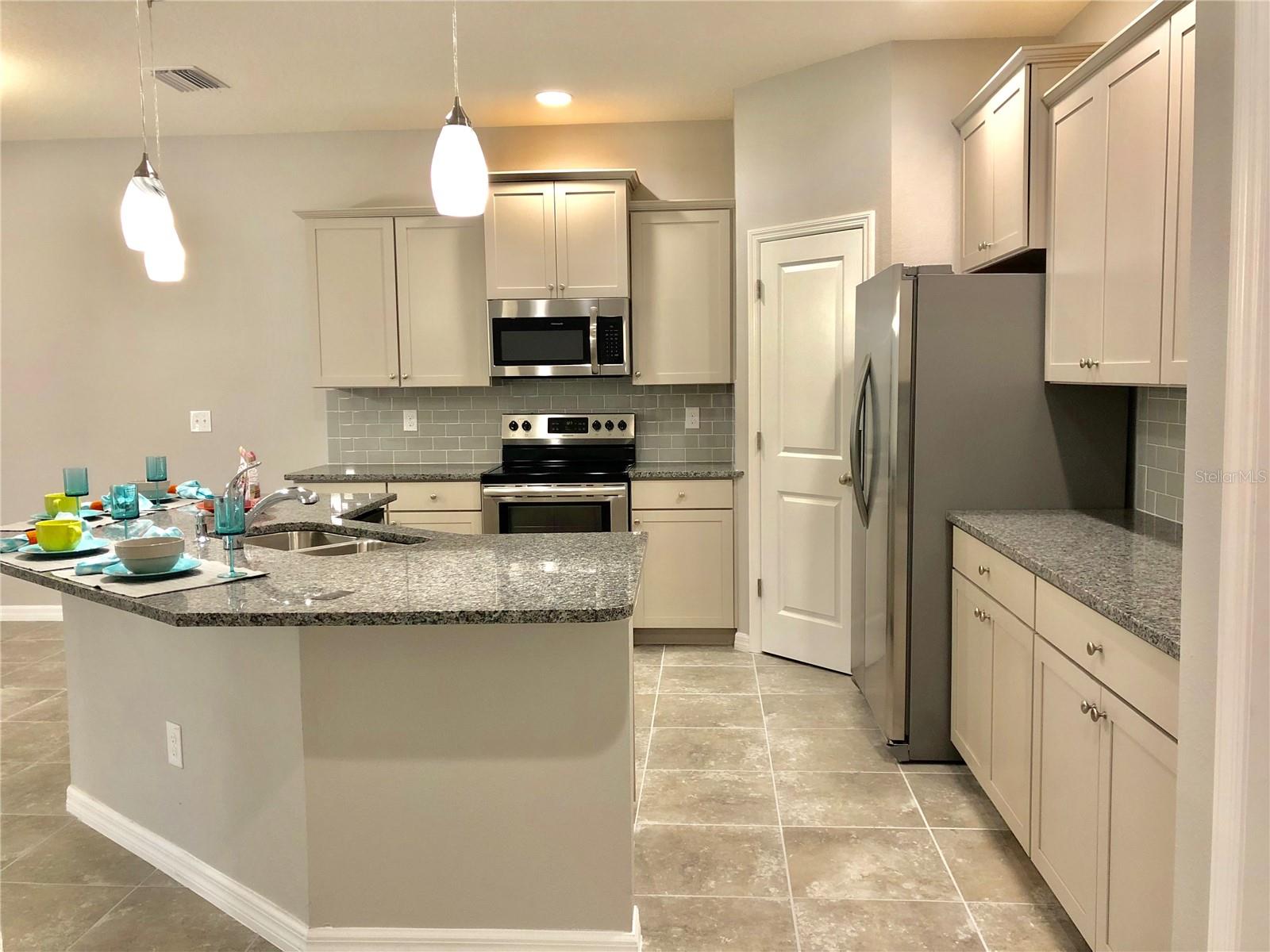 WATERGRASS PCLS C-1 & C-2 - Residential Lease