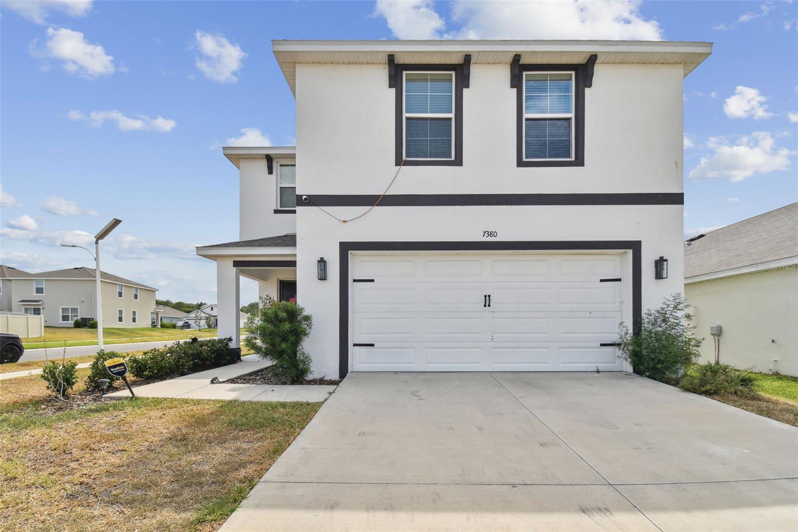 ZEPHYR LAKES SUB - Residential Lease