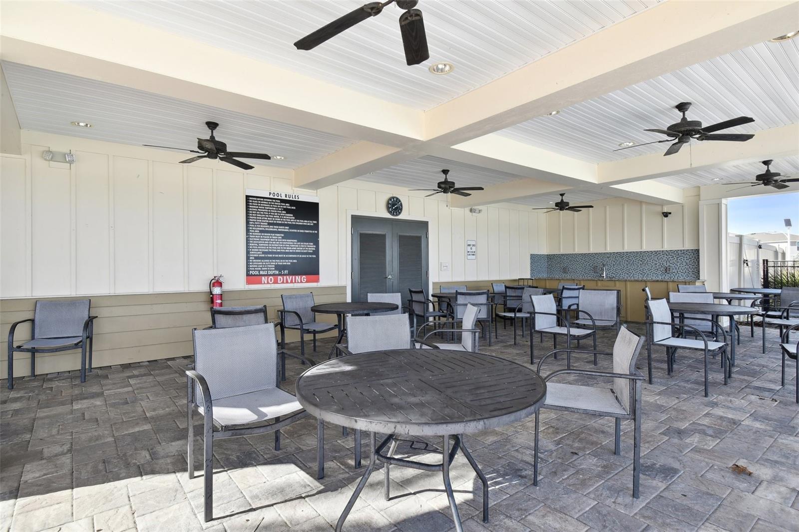 ZEPHYR LAKES SUB - Residential Lease