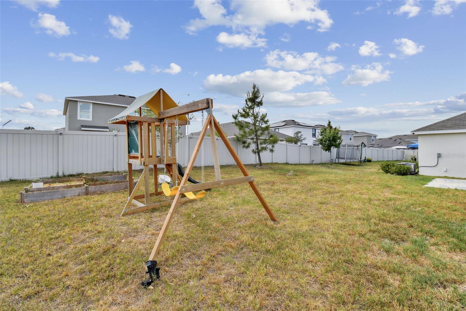 ZEPHYR LAKES SUB - Residential Lease