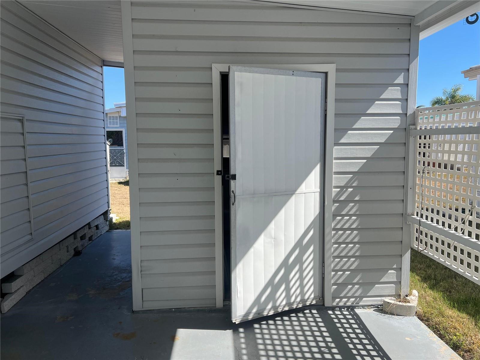 SENATE MANOR UNREC - Residential