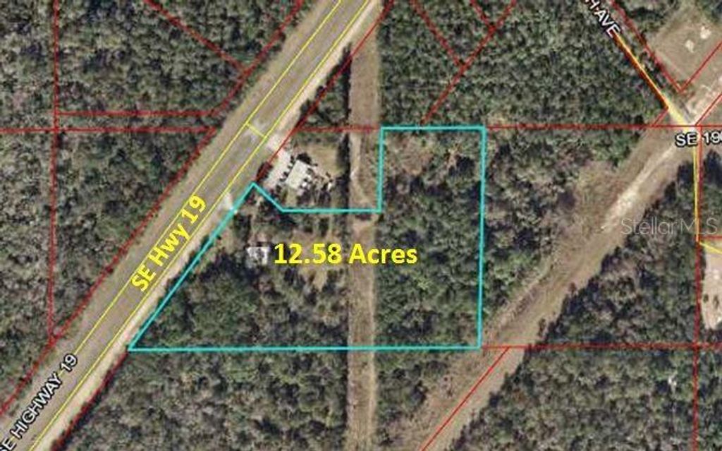 Photo of 19051 Us-19, Inglis, FL 34449 (MLS # OM716833)