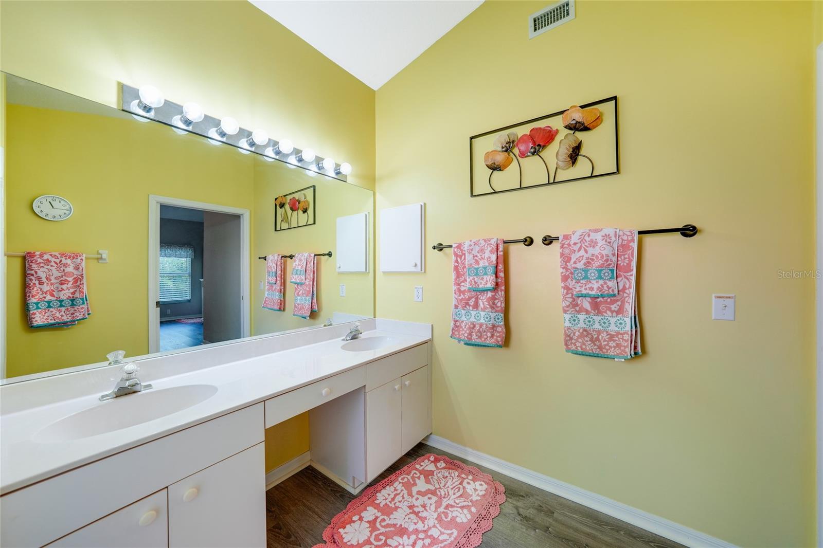 MARINERS PASS CONDO - Residential