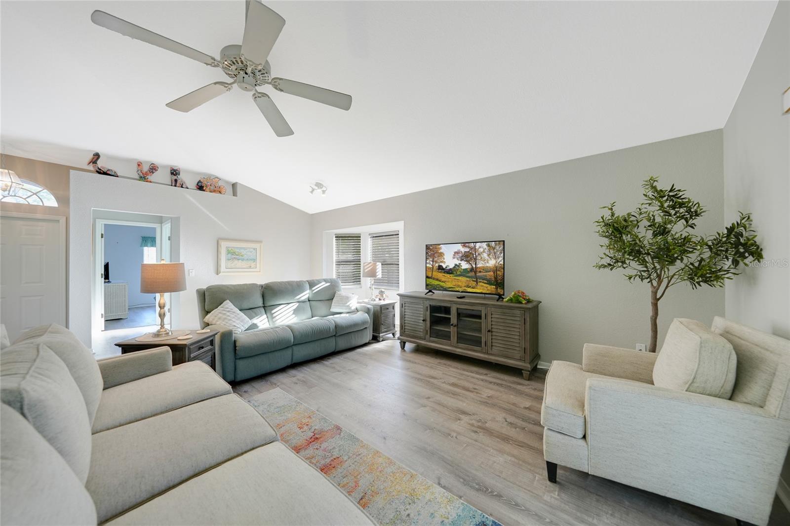 MARINERS PASS CONDO - Residential