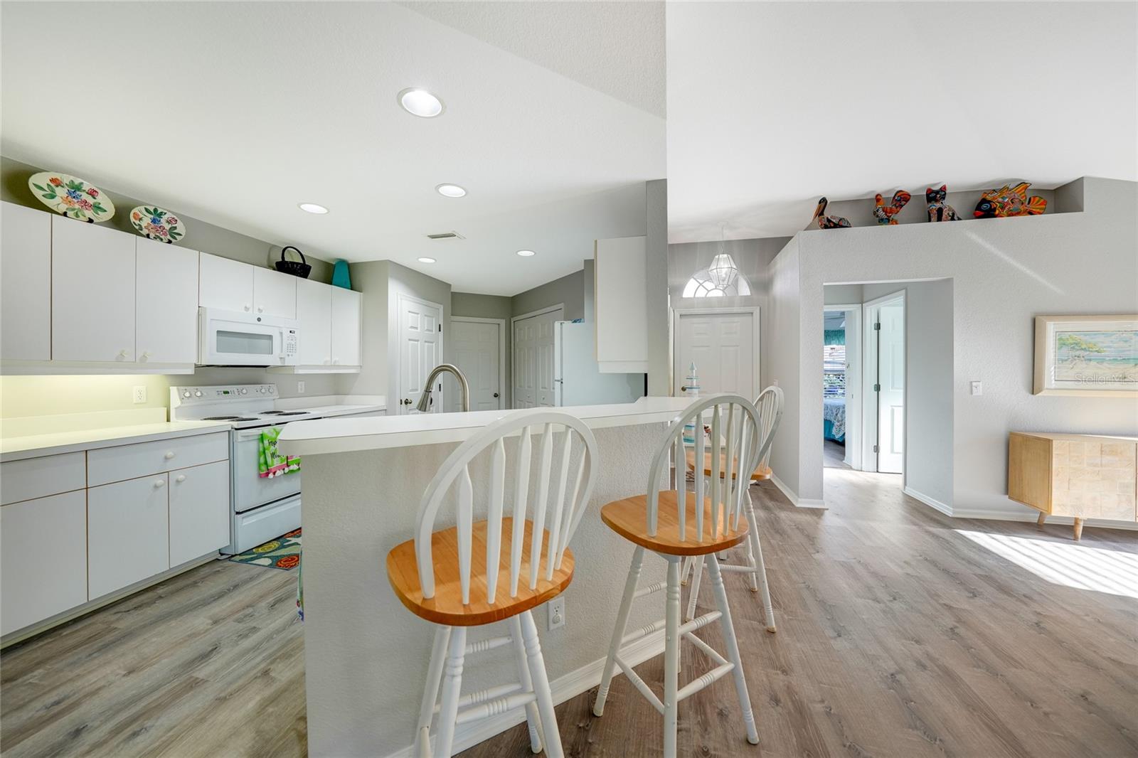 MARINERS PASS CONDO - Residential