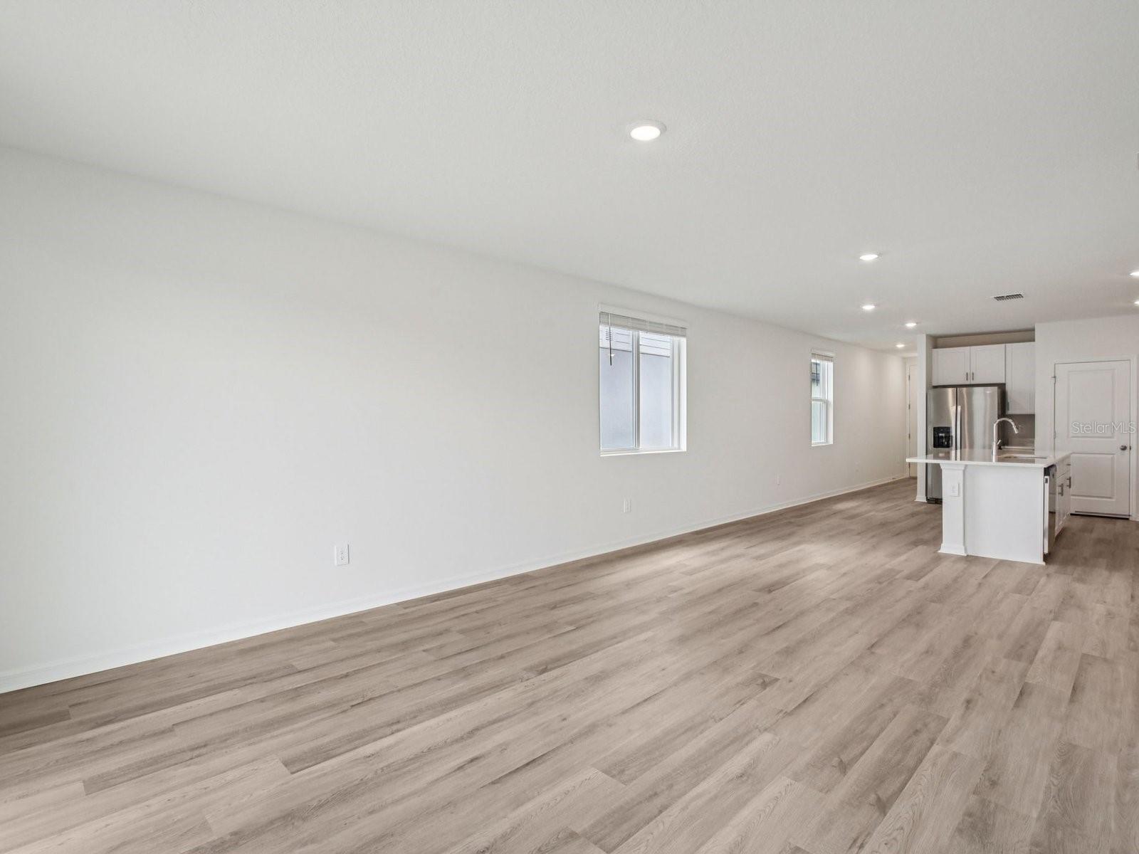 MAGNOLIA BAY - Residential