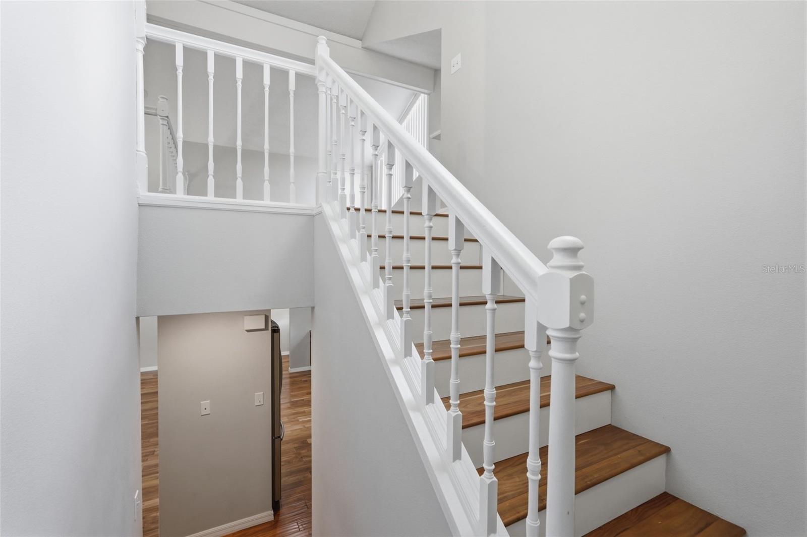 TOWNHOMES VILLAGE - Residential