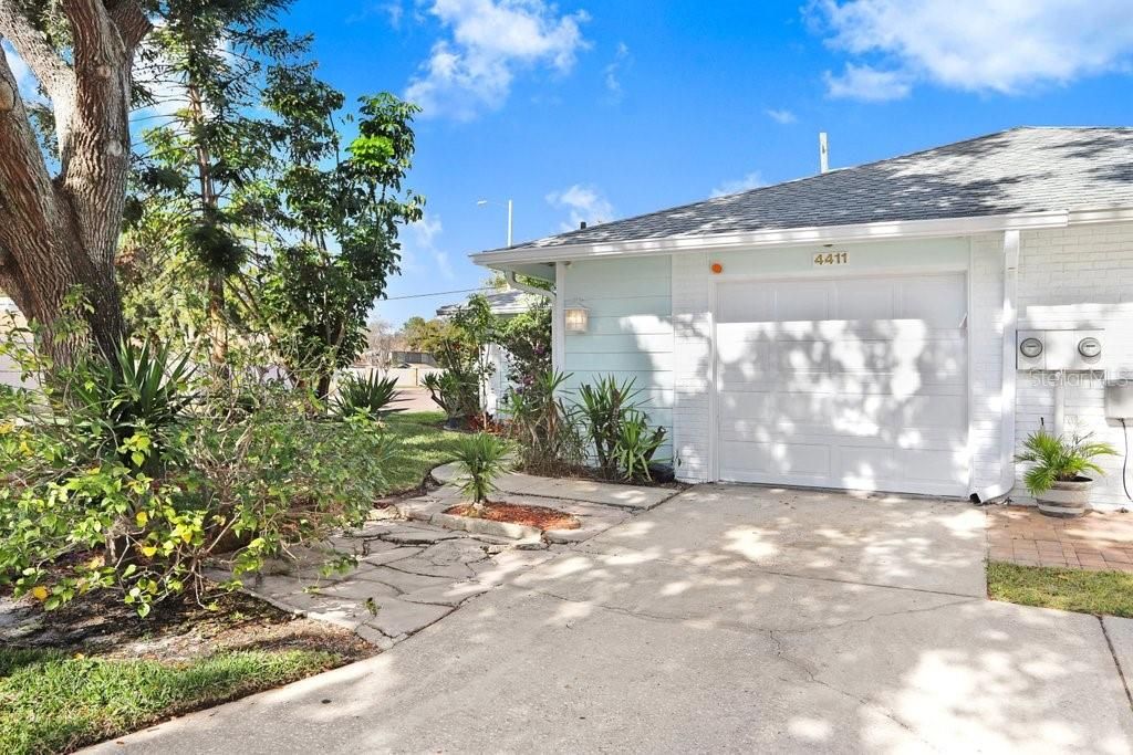 Photo of 4411 Hollow Branch Court, Tampa, FL 33624 (MLS # TB8463506)