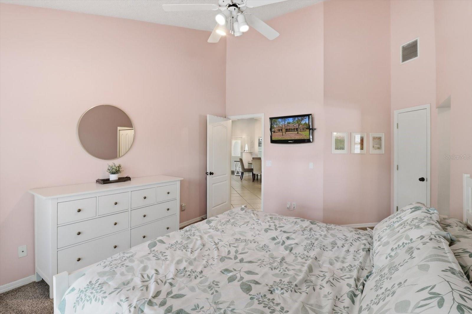 LOCHVERNESS PH 02 - Residential