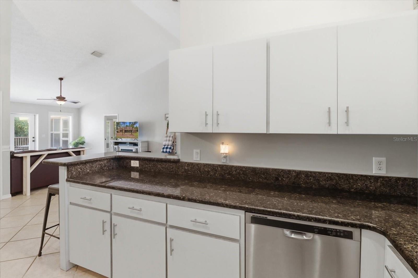 LOCHVERNESS PH 02 - Residential