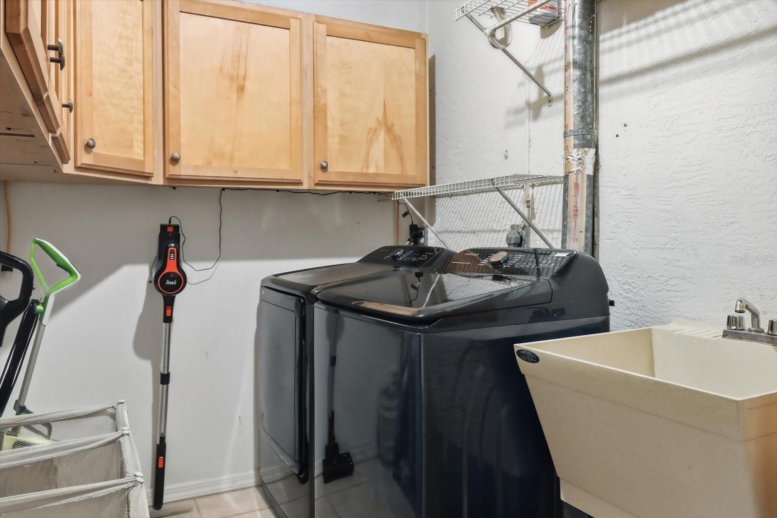 LOCHVERNESS PH 02 - Residential