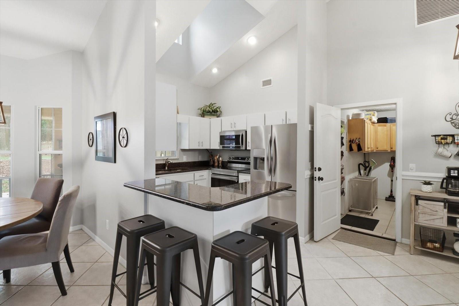 LOCHVERNESS PH 02 - Residential