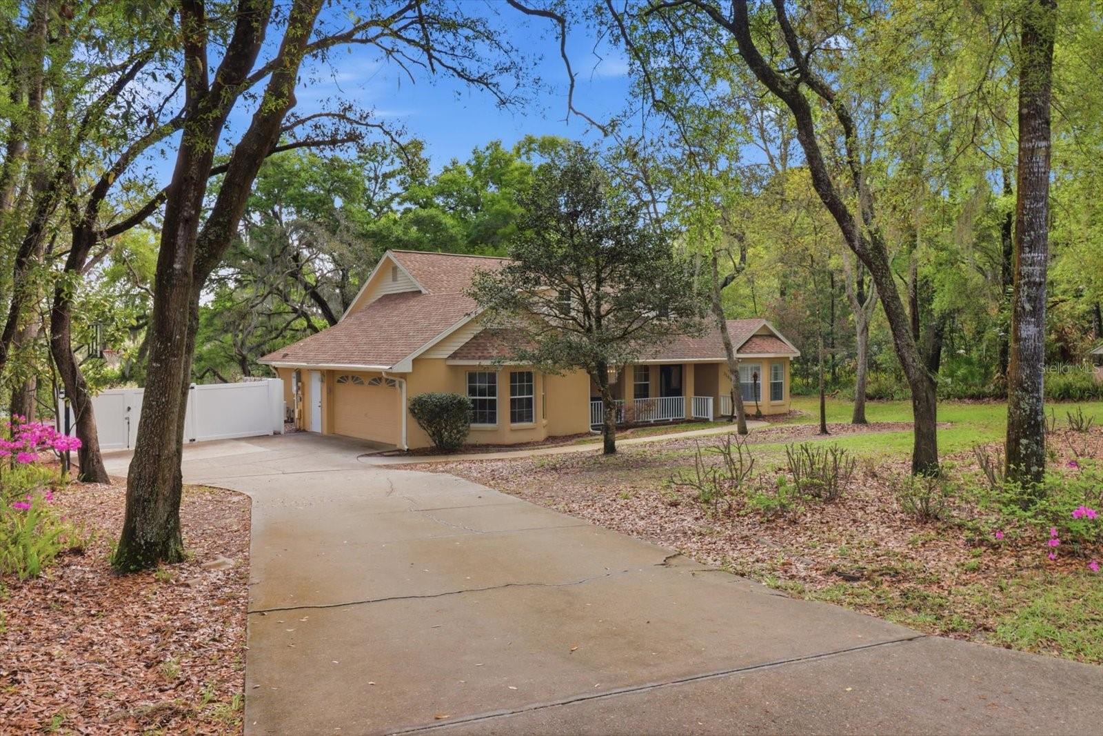 LOCHVERNESS PH 02 - Residential