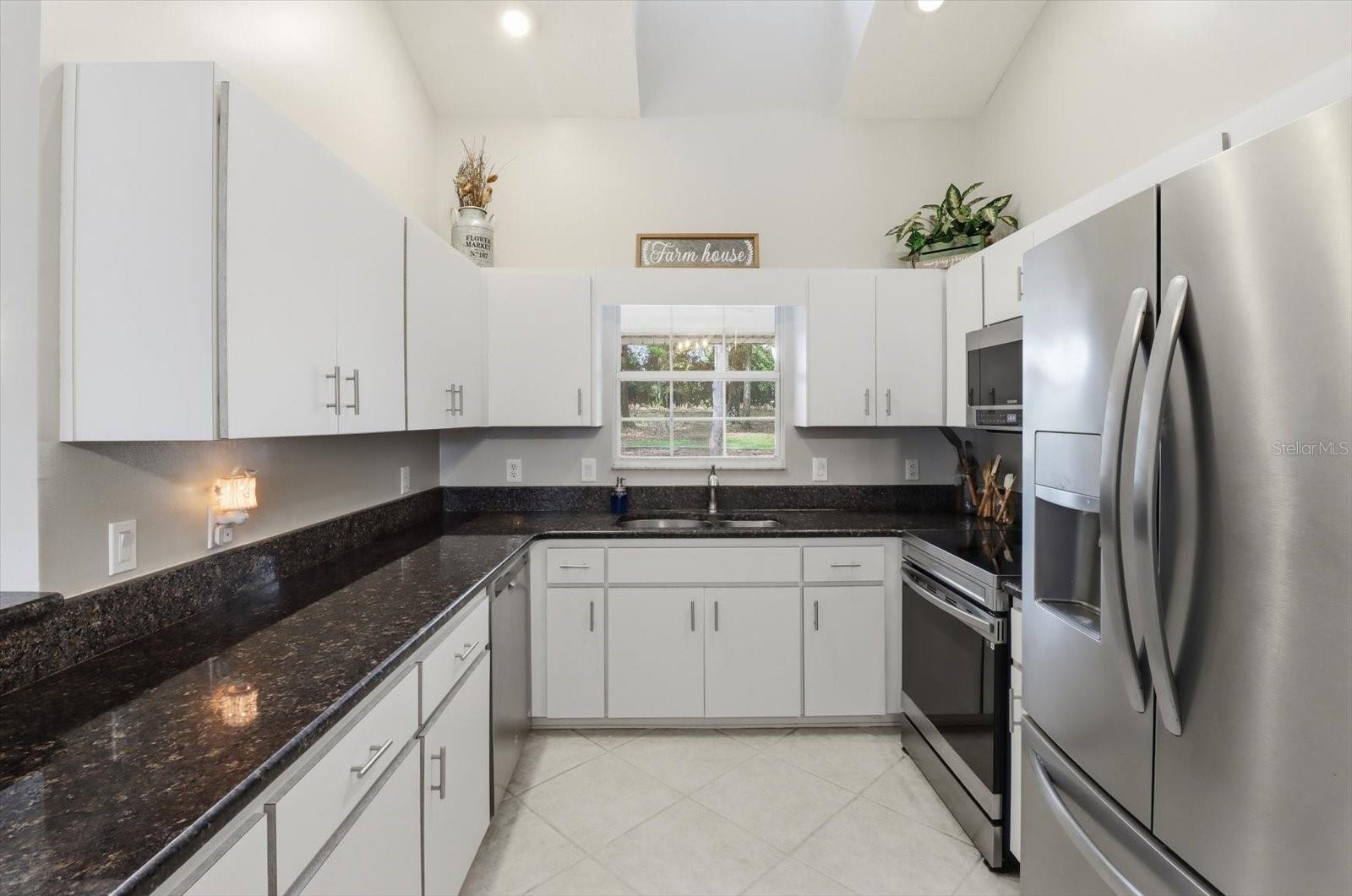 LOCHVERNESS PH 02 - Residential